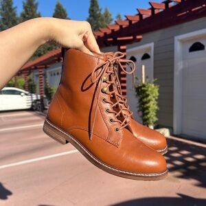 Madewell The Evelyn Lace-Up Ankle Boot in Dried Maple